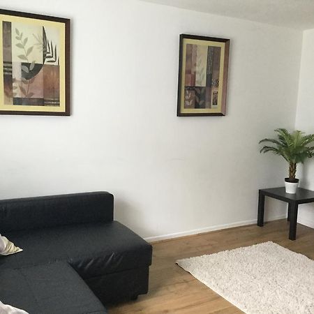 4 Bed House Next To Basildon Town Centre Villa Exteriör bild