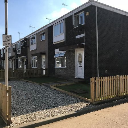 4 Bed House Next To Basildon Town Centre Villa Exteriör bild