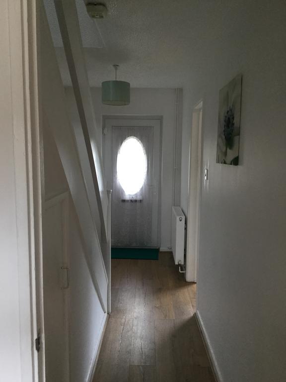 4 Bed House Next To Basildon Town Centre Villa Exteriör bild