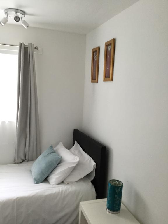 4 Bed House Next To Basildon Town Centre Villa Exteriör bild