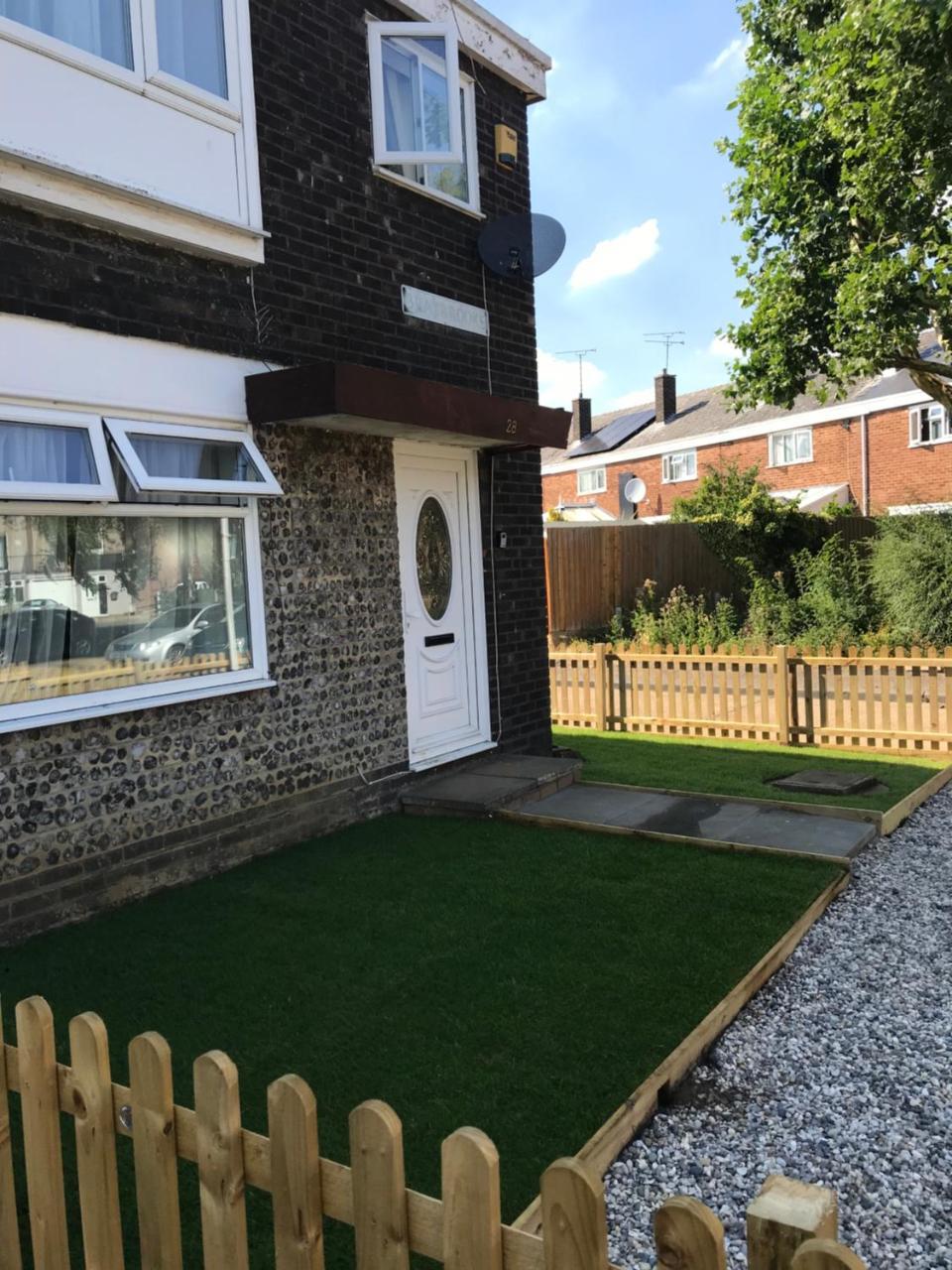 4 Bed House Next To Basildon Town Centre Villa Exteriör bild